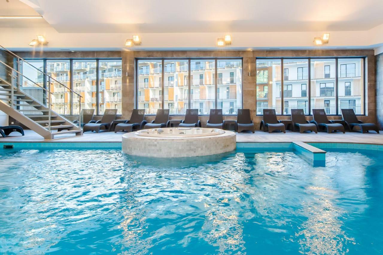 Blue Point 406 Premium Apartment